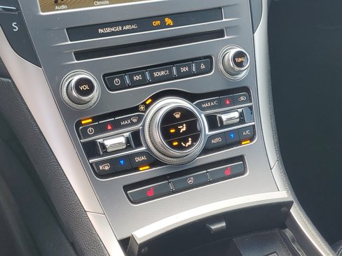 Used 2017 Lincoln MKZ Select w/ Climate Package image 17
