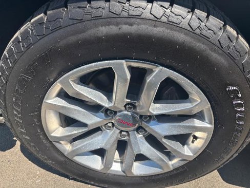Used 2021 GMC Sierra 1500 SLT image 18