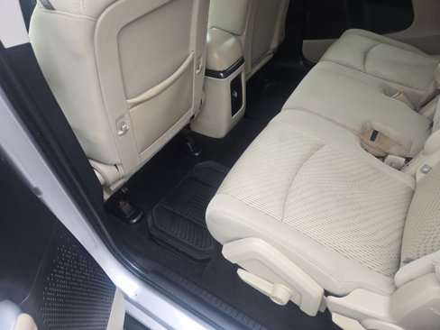 Used 2013 Dodge Journey SXT w/ Flexible Seating Group image 15