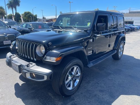 Used 2019 Jeep Wrangler Unlimited Sahara image 3