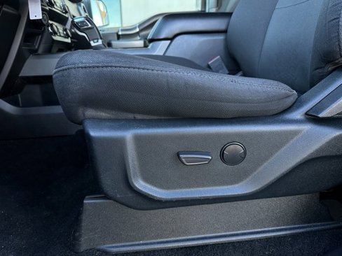 Used 2020 Ford F150 XLT image 17
