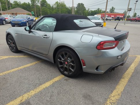 Used 2017 FIAT 124 Spider Abarth image 5