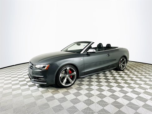 Used 2017 Audi S5 3.0T Cabriolet w/ Technology Package image 3
