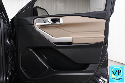 Used 2020 Ford Explorer Limited image 40