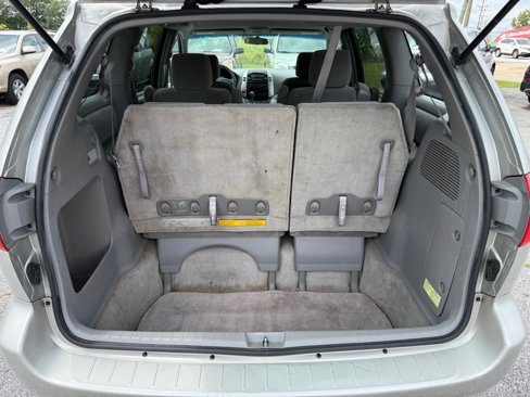Used 2006 Toyota Sienna CE image 13
