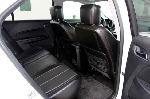 Used 2016 Chevrolet Equinox LTZ w/ Enhanced Convenience Package image 17