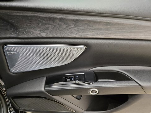Used 2023 Maserati Grecale GT image 29
