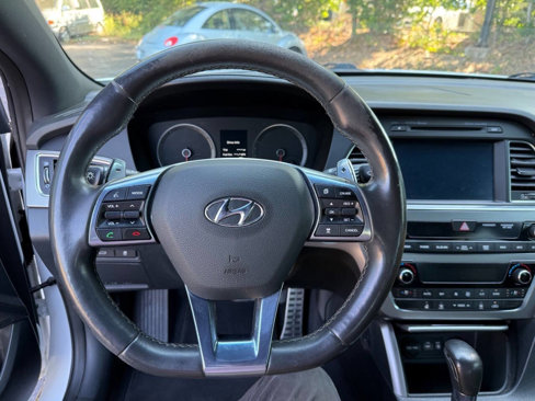 Used 2016 Hyundai Sonata Limited 2.0T image 5