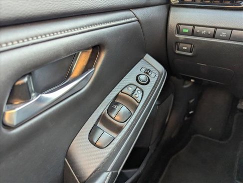 Used 2023 Nissan Sentra SV image 11