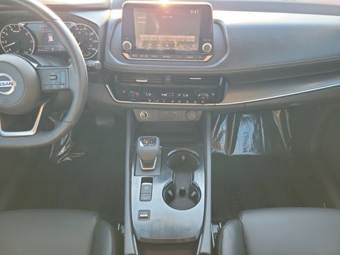 Used 2021 Nissan Rogue SV w/ Premium Package image 20