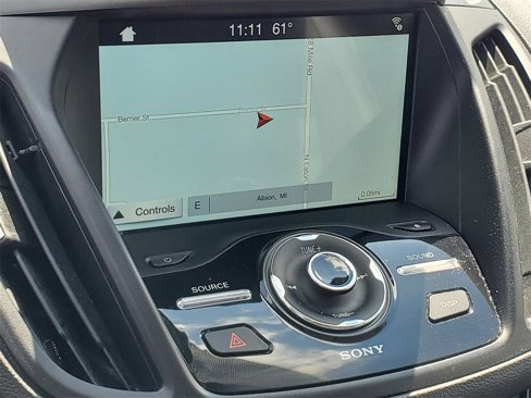 Used 2017 Ford Escape Titanium image 19