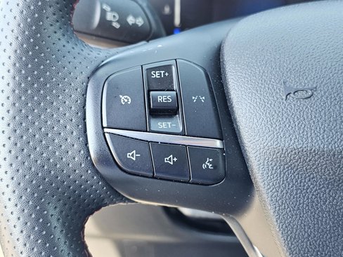 Used 2023 Ford Escape ST-Line image 19
