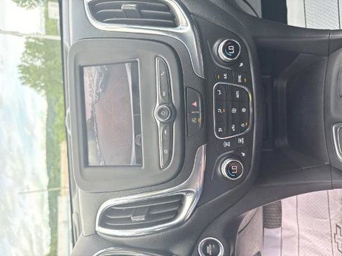Certified 2022 Chevrolet Equinox LT image 40