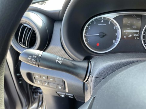 New 2025 Nissan Kicks S image 21