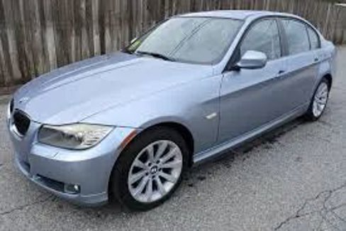 Used 2011 BMW 328i xDrive Sedan image 1
