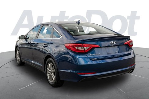 Used 2017 Hyundai Sonata SE image 2