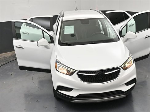 Used 2020 Buick Encore Preferred image 29