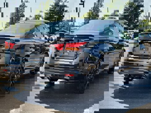 Used 2022 Nissan Altima 2.5 SR w/ Midnight Edition Package image 4