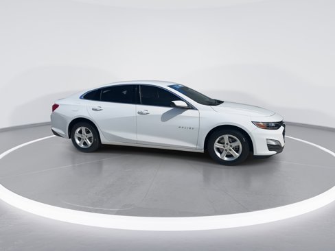 Used 2024 Chevrolet Malibu LS image 10