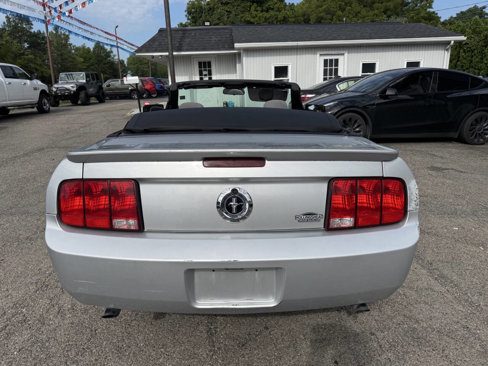 Used 2009 Ford Mustang Premium image 10