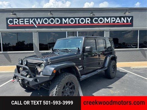 Used 2015 Jeep Wrangler Unlimited Sahara w/ Max Tow Package image 1