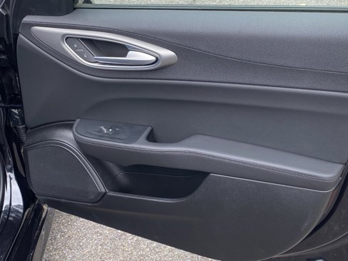 Used 2024 Alfa Romeo Giulia Ti image 37