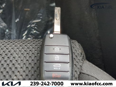 Used 2020 Kia Optima LX image 24
