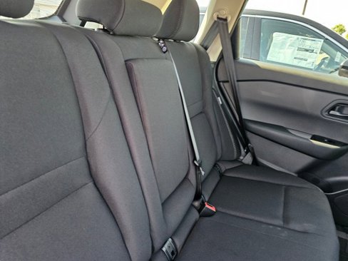 New 2025 Nissan Rogue S image 15