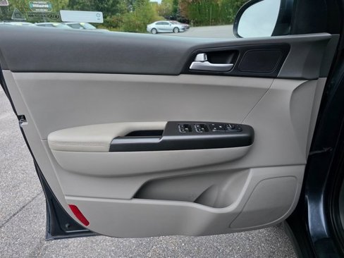 Used 2019 Kia Sportage LX image 23