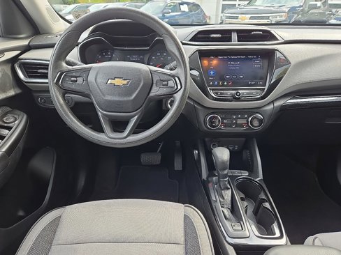 Used 2021 Chevrolet TrailBlazer LT w/ Convenience Package image 17