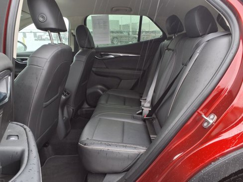 Used 2023 Buick Envision Essence image 6