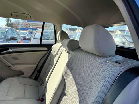 Used 2017 Volkswagen Golf SEL image 44