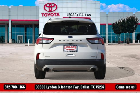 Used 2020 Ford Escape SEL image 9