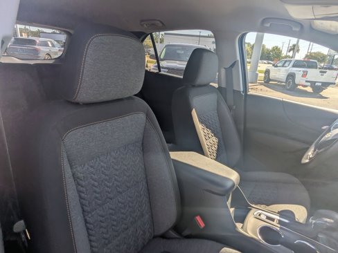 Used 2022 Chevrolet Equinox LT image 30
