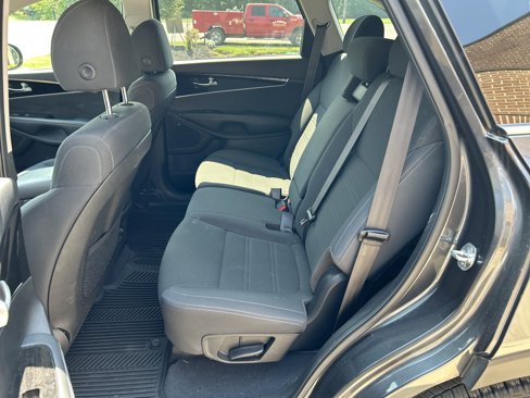 Used 2020 Kia Sorento S image 13