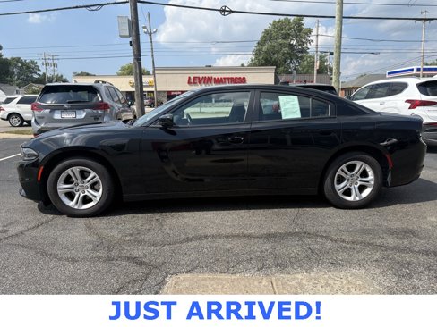 Used 2023 Dodge Charger SXT image 4
