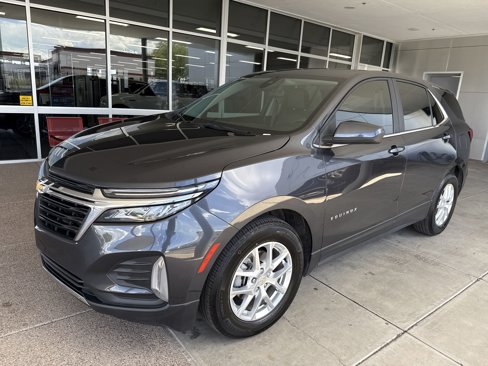 Used 2023 Chevrolet Equinox LT image 3