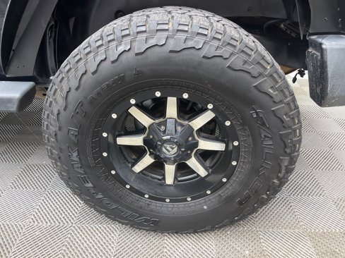 Used 2015 Jeep Wrangler Sahara w/ Connectivity Group image 18