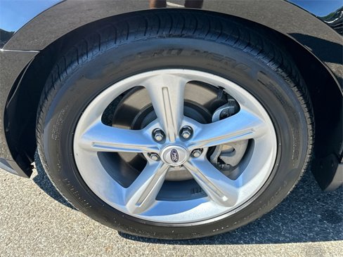 Used 2012 Ford Mustang GT Premium image 8