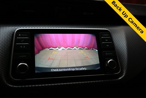 Used 2019 Nissan Kicks SV image 2