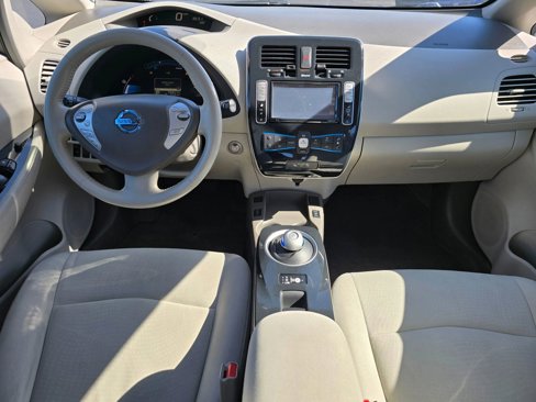 Used 2012 Nissan Leaf SL image 16