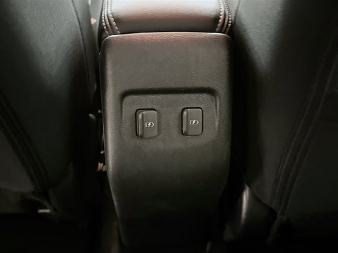 Used 2024 Nissan Kicks SV image 27