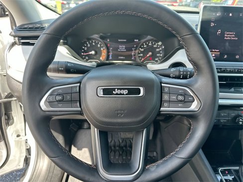 Certified 2022 Jeep Compass Limited image 26