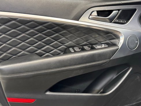 Used 2019 Genesis G70 3.3T Advanced w/ Prestige Package image 11