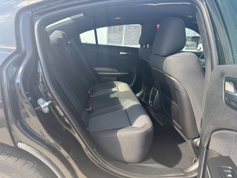 Used 2019 Dodge Charger SXT image 11
