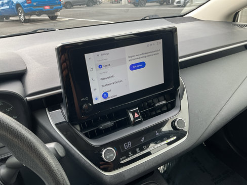 Used 2023 Toyota Corolla LE image 18