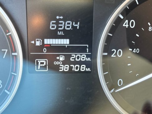 Used 2024 Nissan Versa S w/ Trunk Package image 21