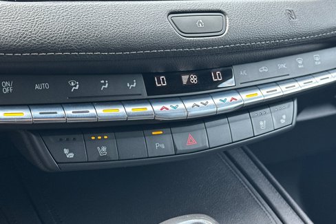 Used 2019 Cadillac XT4 Premium Luxury image 27