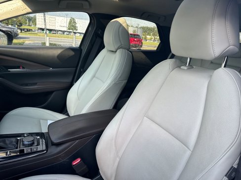 Used 2022 MAZDA CX-30 AWD 2.5 S w/ Premium Package image 9