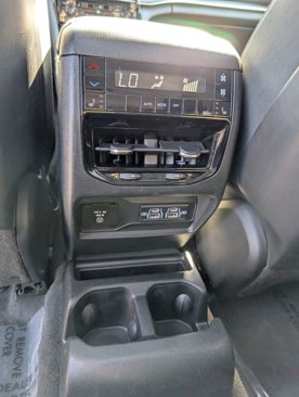 Used 2021 Jeep Grand Cherokee L Limited w/ MOPAR Finishing Package image 27